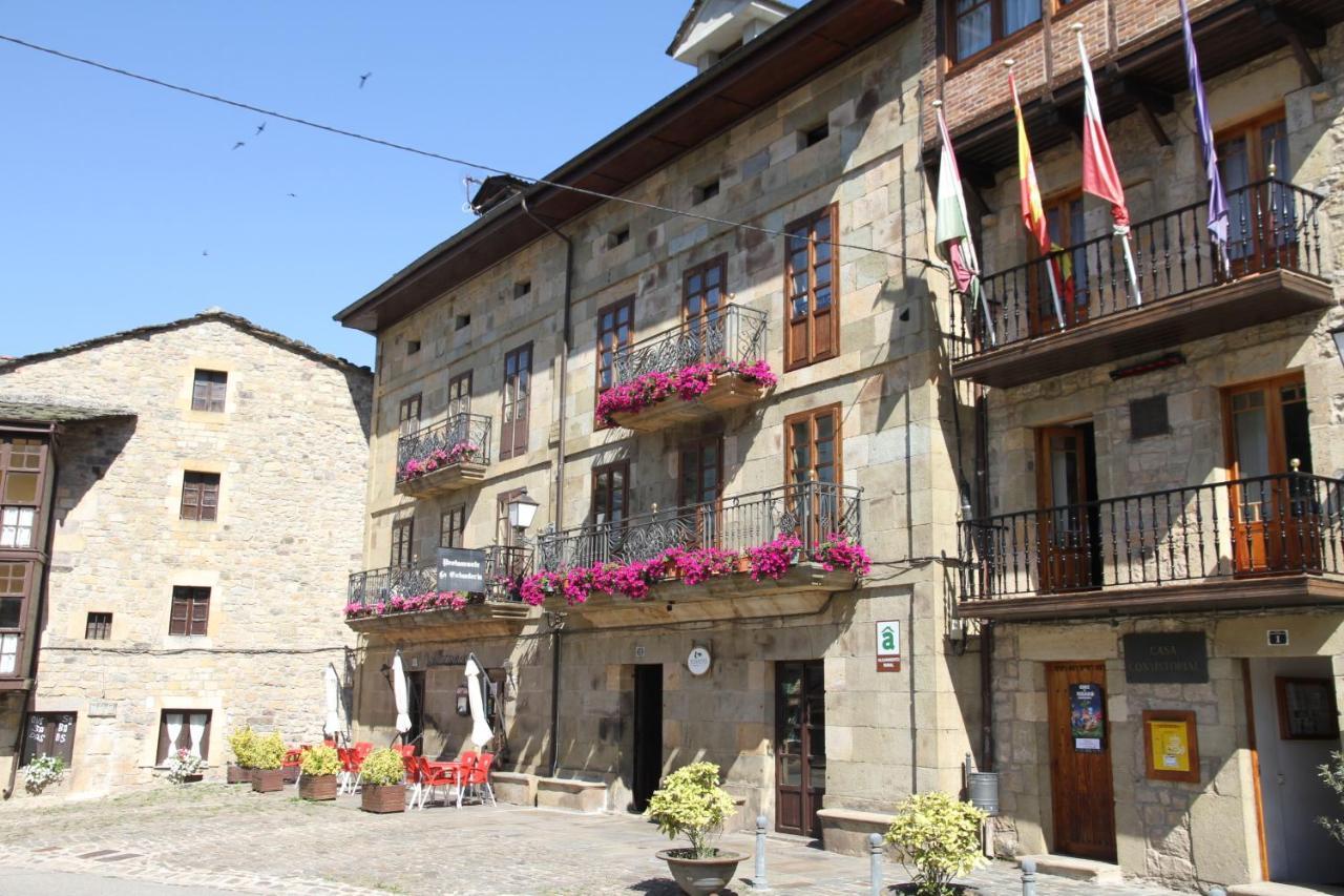 Posada Casa De Don Guzman فيغا دي باس المظهر الخارجي الصورة